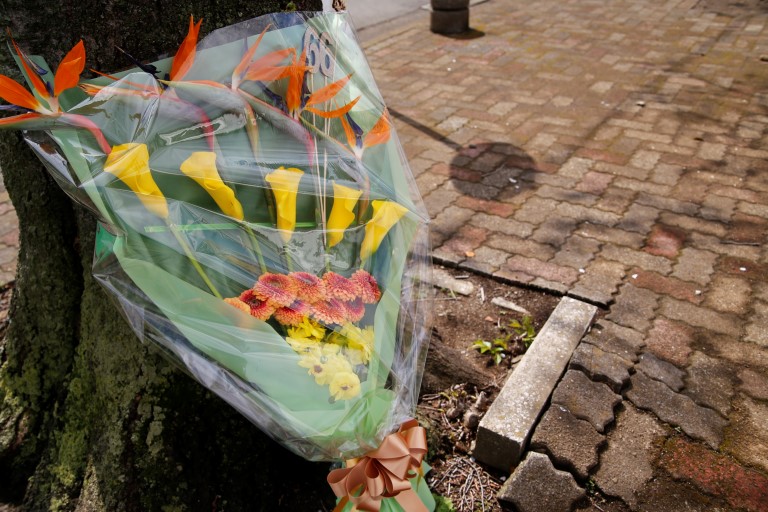 ストレリチアとカラーのブーケ