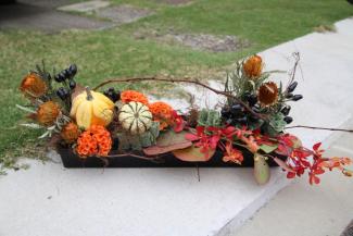 ハロウィン　テーブルアレンジメント　テクスチャーとマニピュレーション