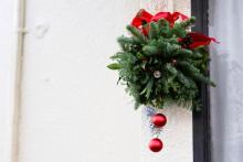 Christmas kissing ball - Christmas workshop 2025